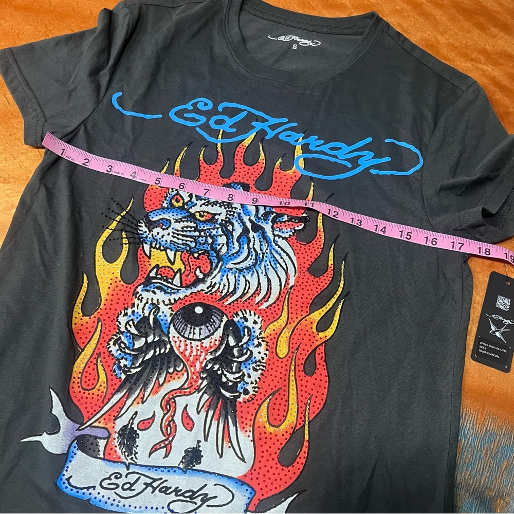New Ed Hardy Rhinestone Fire Tiger Black Graphic Tee small - Picture 7 of 10